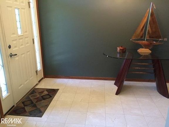 2nd image of 8484 Grand Oaks Ct