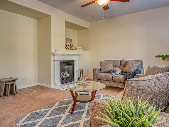 5th image of 632 Leah Ln