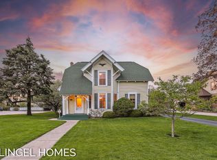 223 E Savidge St, Spring Lake, MI 49456