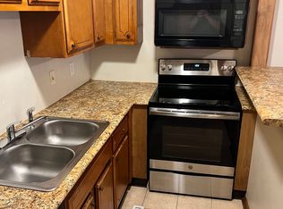 1836 Sutton Pl #A, Bettendorf, IA 52722