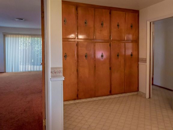 5th image of 1151 Keifer St