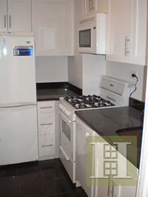 Rented by Halstead Real Estate | media 38