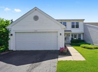 2351 Masters Ln, Round Lake Beach, IL