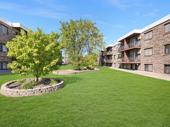 Larpenteur Villa, 190 Larpenteur Ave W APT 106, Saint Paul, MN 55117