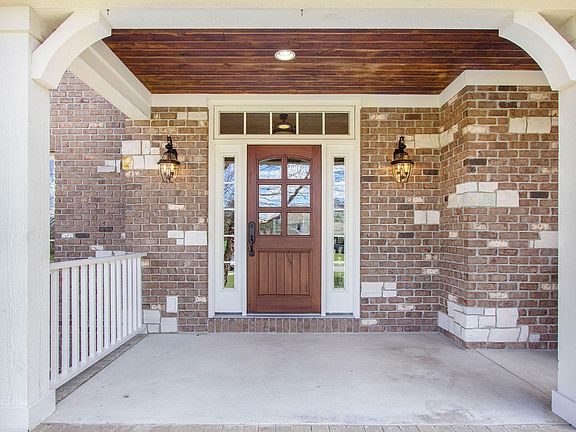 3rd image of 3100 Torian Ct SE