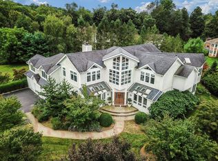 1035 Gambelli Dr, Yorktown Heights, NY 10598