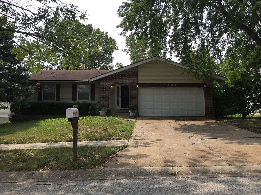 1st image of 5232 Edgemere Dr