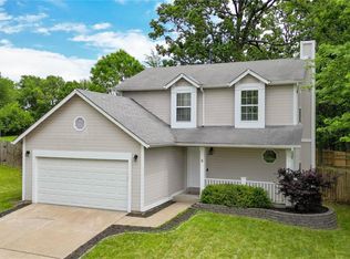 6 Windstone Ct, O'Fallon, MO 63366