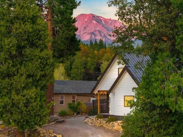 1220 N Mount Shasta Blvd, Mount Shasta, CA 96067