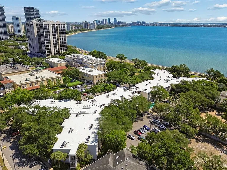 3325 Bayshore Blvd #D14-A — Photo 22