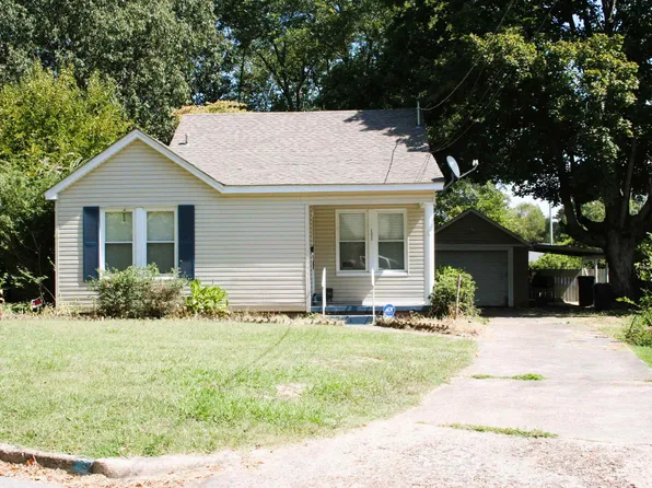 1232 Summer Dr, Dyersburg, TN 38024