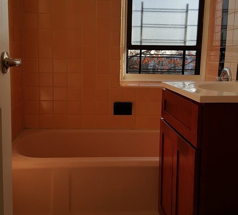 2nd image of 5201 Clarendon Rd APT 3E