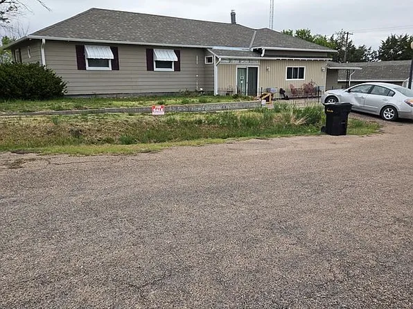 720 7th St, Beaver City, NE 68926