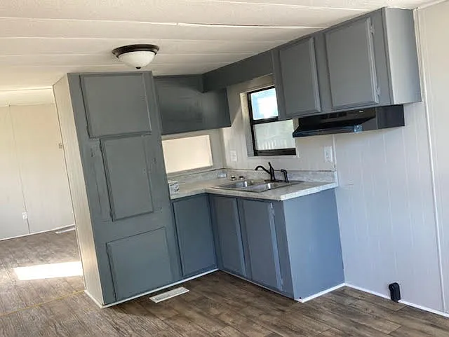 2 bed, 880 sqft, $1,100 — Photo 2
