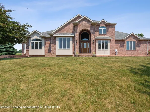 13185 S Wright Rd, Eagle, MI 48822