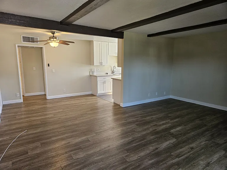 7504 Sepulveda Blvd #103 — Photo 5