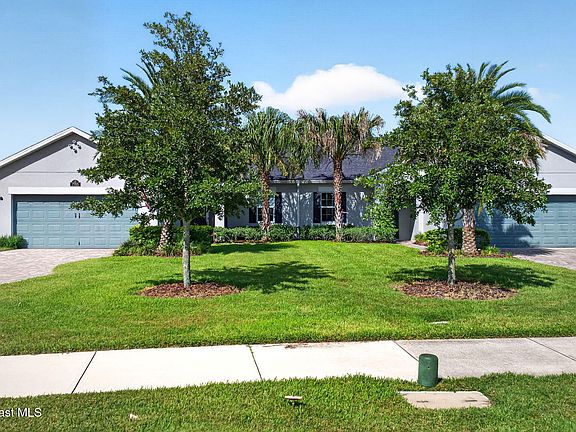 3rd image of 7775 Wyndham Dr