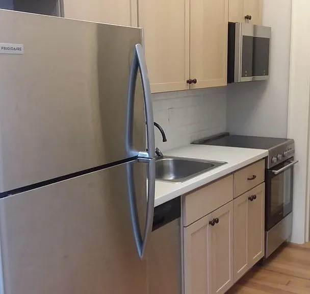 524 E Main St #207 — Photo 7
