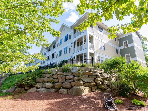 55 River Front Drive #201, Manchester, NH 03102