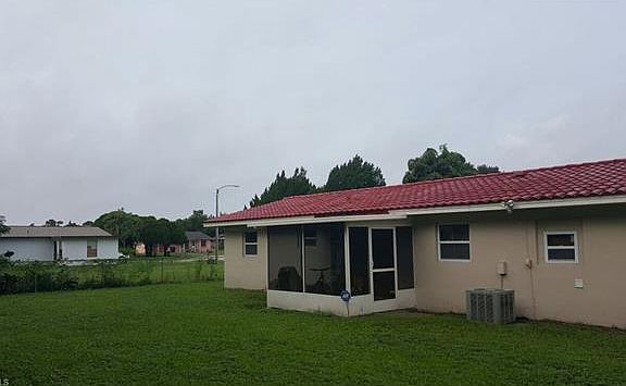 5th image of 417 Morgan Cir S