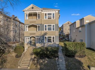 131 Providence St #2, Worcester, MA 01604