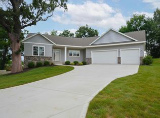1256 Black River Ct, Whitewater, WI 53190