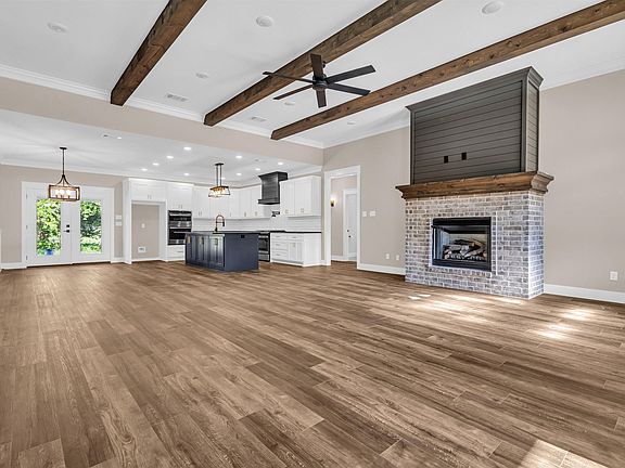 4th image of 171 Briarwood Ln