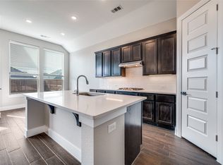 1512 Shetland Rd, Lake Dallas, TX 76227