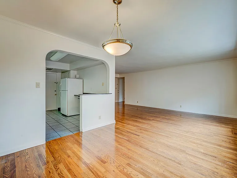 3208 Warren — Photo 20