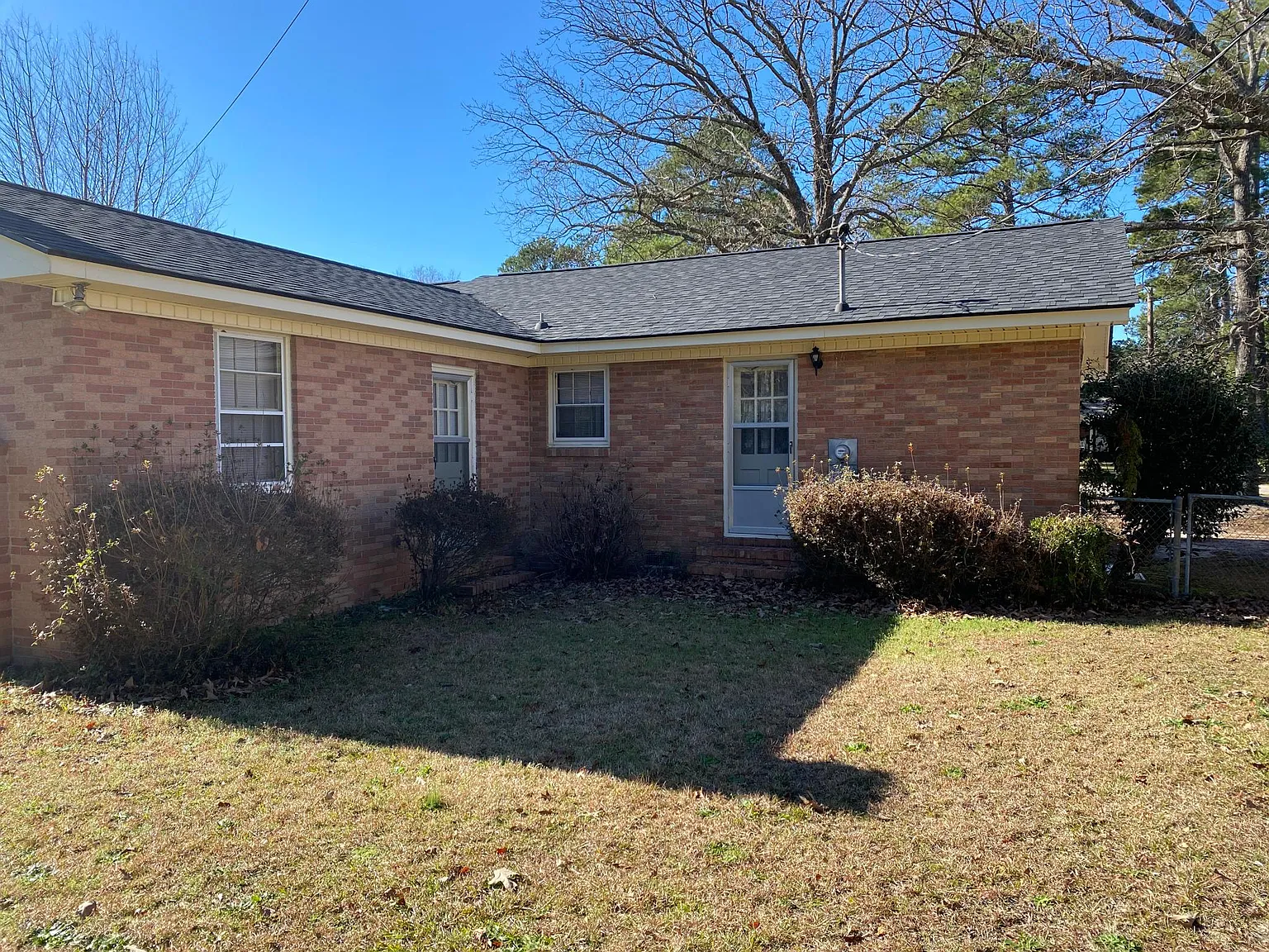 3 bed, 1875 sqft, $1,700 — Photo 2