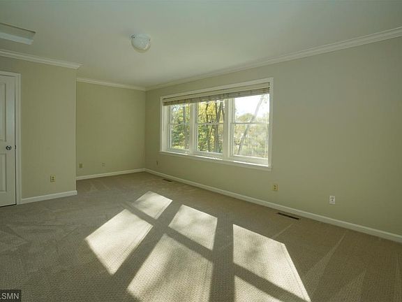 4th image of 358 Central Ave S