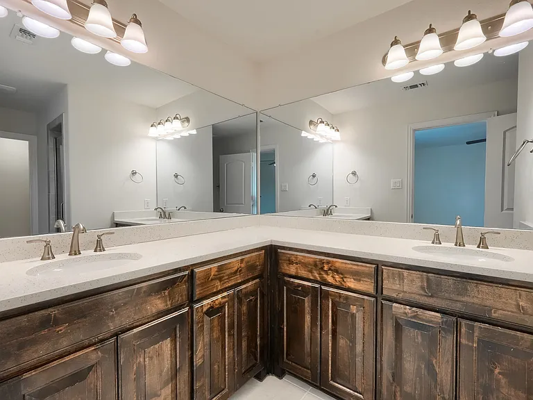 237 Teakwood Dr — Photo 16