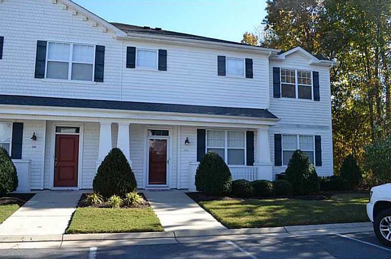1st image of 1301 Emsworth Dr