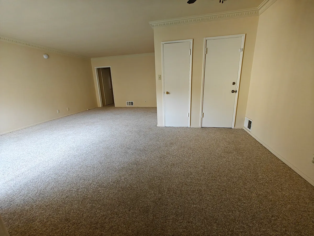 Building Photo - 4119 Los Feliz Blvd #21