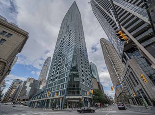 8 The Esplanade #3209, Toronto, ON M5E 0A6