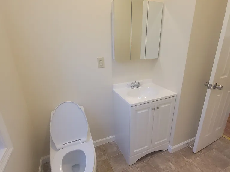 138 Carlisle St #2 — Photo 11
