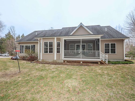 4th image of 64 Pray Street