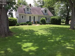 17 Lelar St, Tiffin, OH 44883