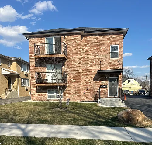 4533 Park Ave Photo 1