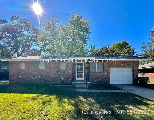 3300 Lilac St Photo 1