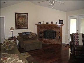 2nd image of 128 White Pine Ln