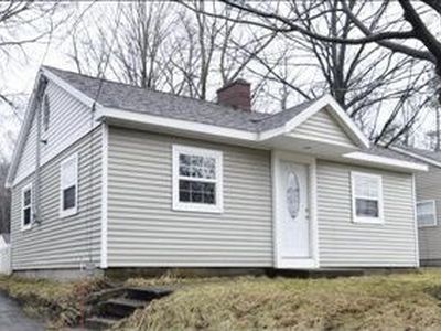 1018 Charlotte Ave, Kalamazoo, MI, 49048