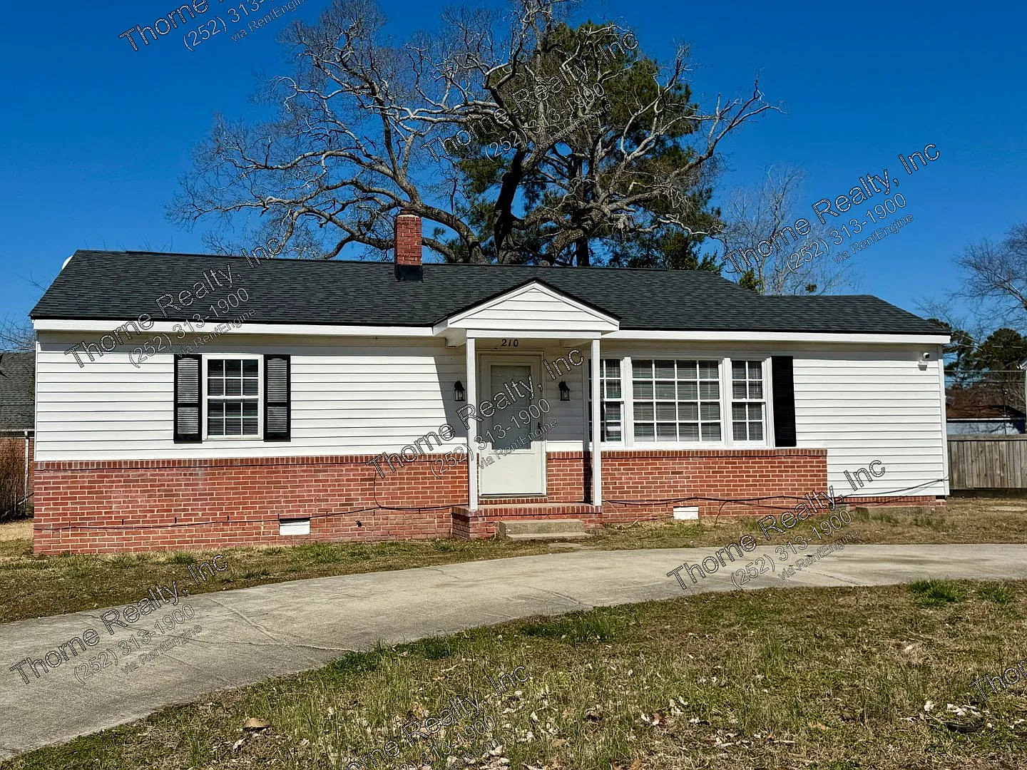 2 bed, 1.5 bath, 1032 sqft, $1,000 — Photo 1