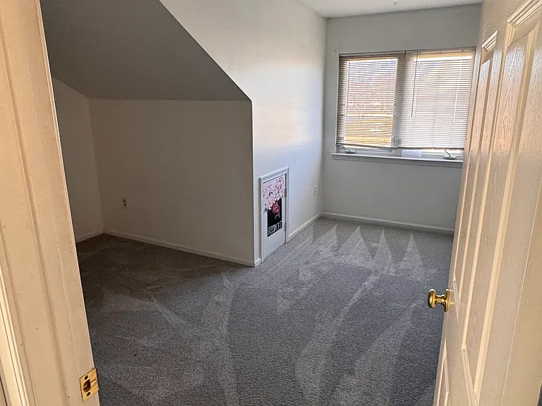 177 Traybern Blvd — Photo 19