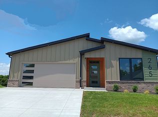 265 Bryant Blvd, Seymour, IN 47274