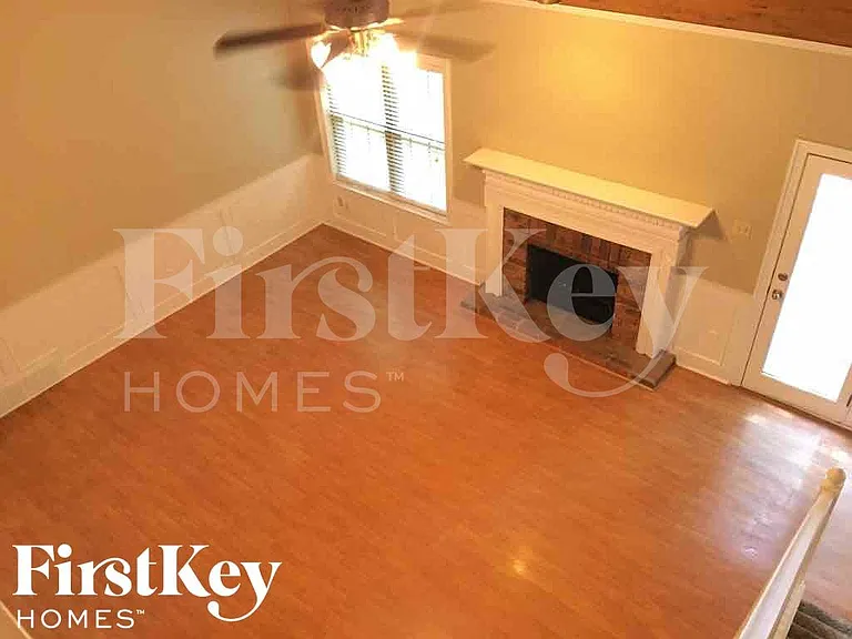 3882 Windy Trail Cv — Photo 3
