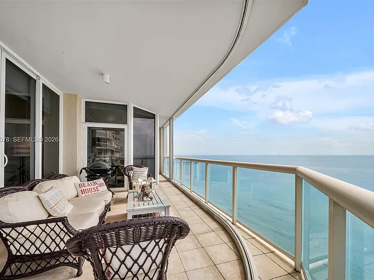 6051 N Ocean Dr #1501 — Photo 3