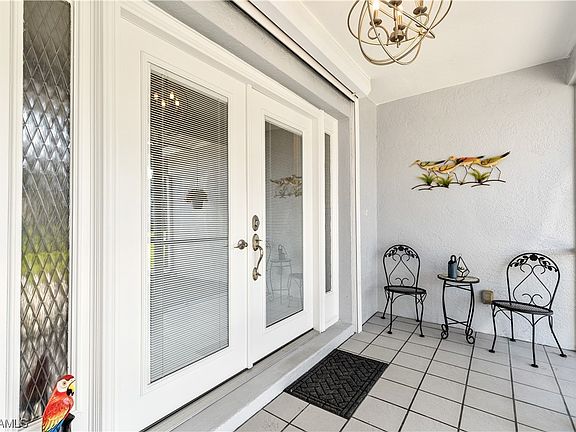 4th image of 3355 Clubview Dr