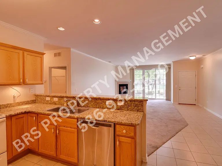 14389 Moravian Manor Cir — Photo 8