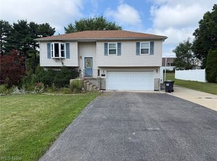 84 Howard Ave, Youngstown, OH 44515